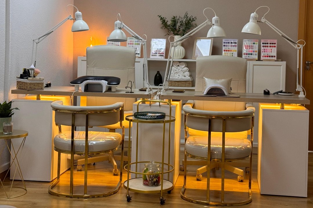 Layash Estudio de Belleza, Cerro – El Molino, Comunidad de Madrid