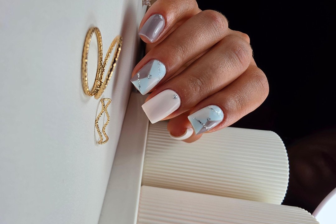 Daniela Nailartist, Garston, Hertfordshire