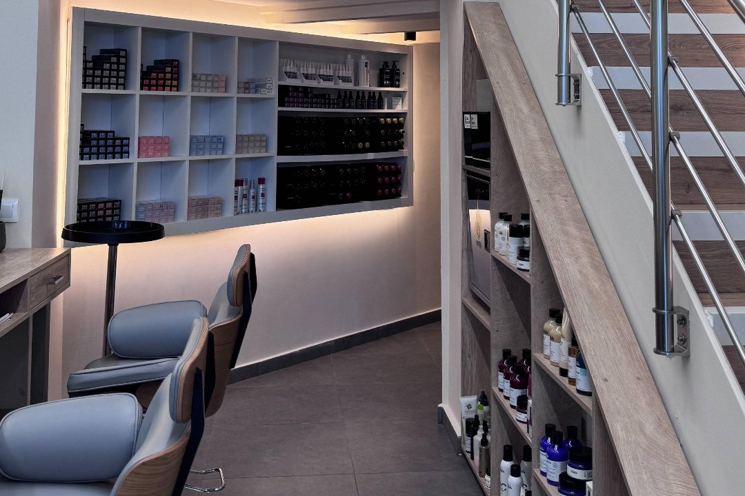Onyx Art of luxury Hair & Nails by Elena Mpeta, Κάτω Τούμπα, Θεσσαλονίκη
