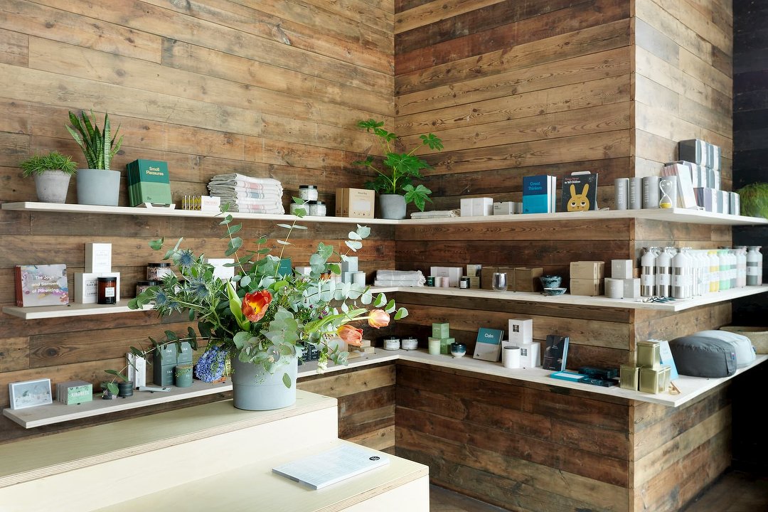 Down to Earth, Islington, London