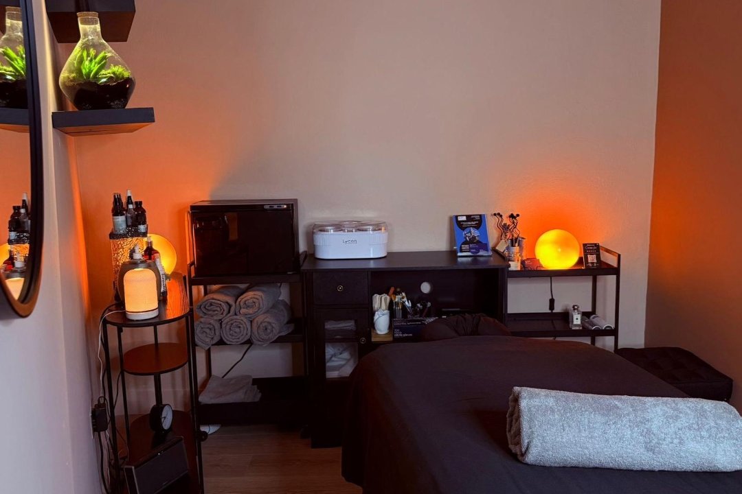 Pinnacle Body Rejuvenation - London, Tooley Street, London