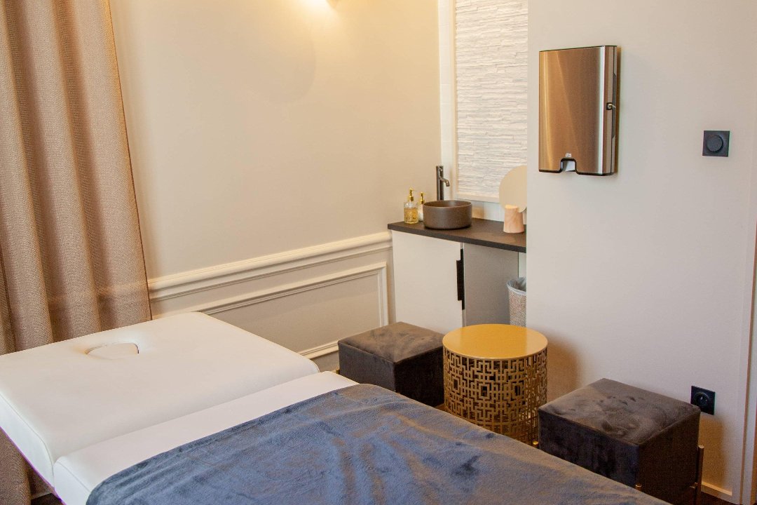 Drainemoi, Rue Saint-Honoré, Paris
