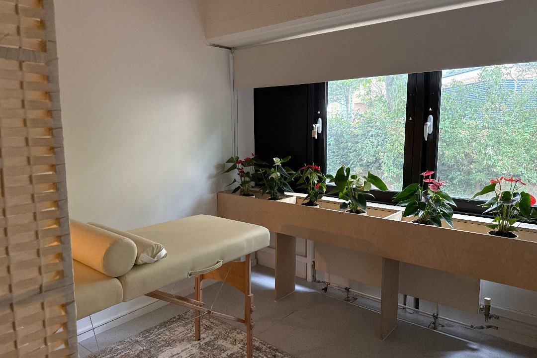 Oxy Therapy, West Silvertown, London