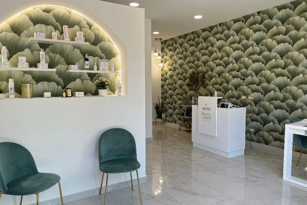 Beauty Corner Gf, Venegono Superiore, Segrate