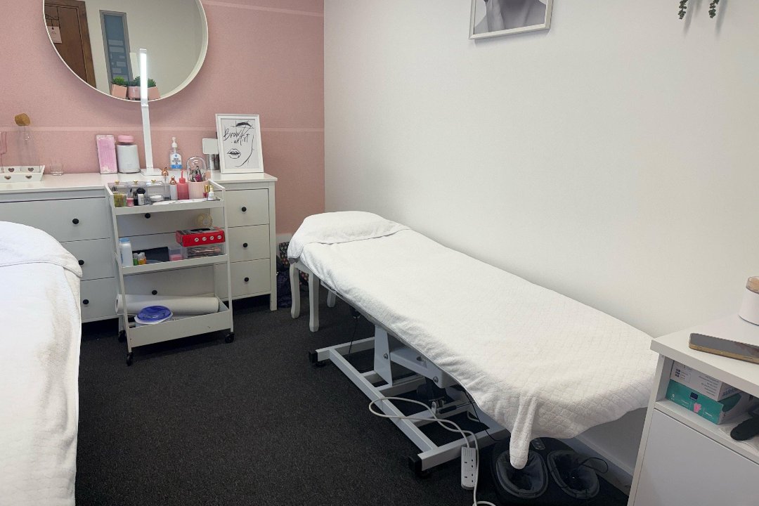 La Belle Lashes & Brows, Redruth, Cornwall