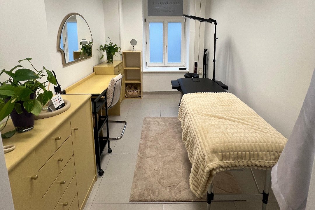 Kulasa Cosmetics, Troststraße, Wien