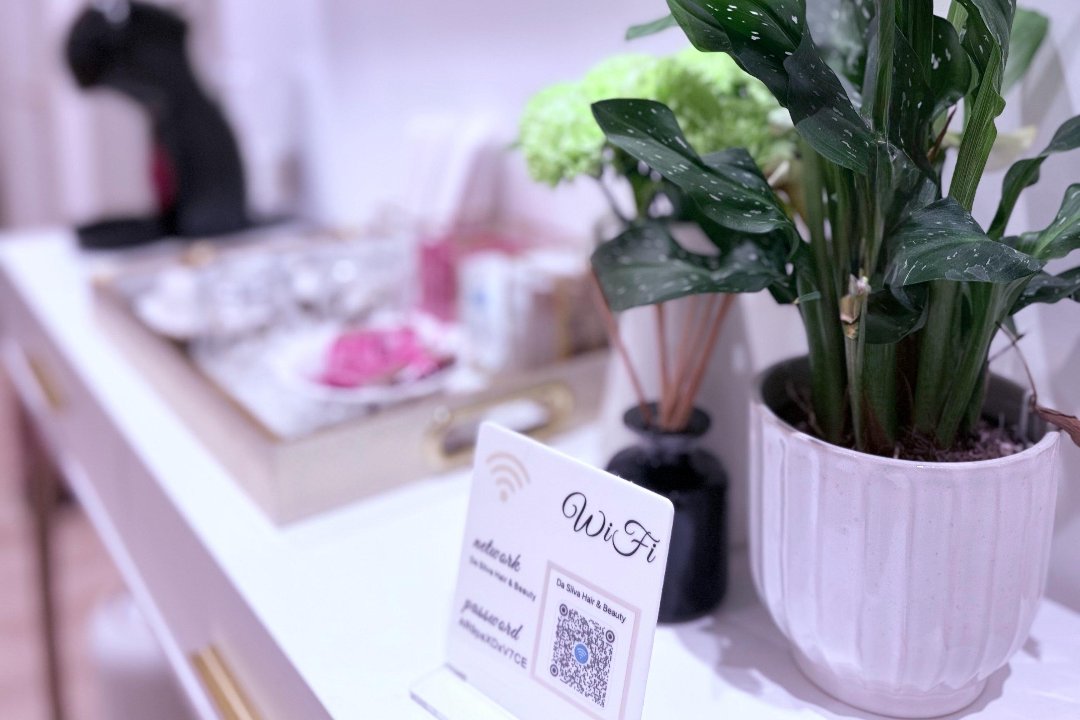 Dyballquiro Massage Therapy, Addison, London