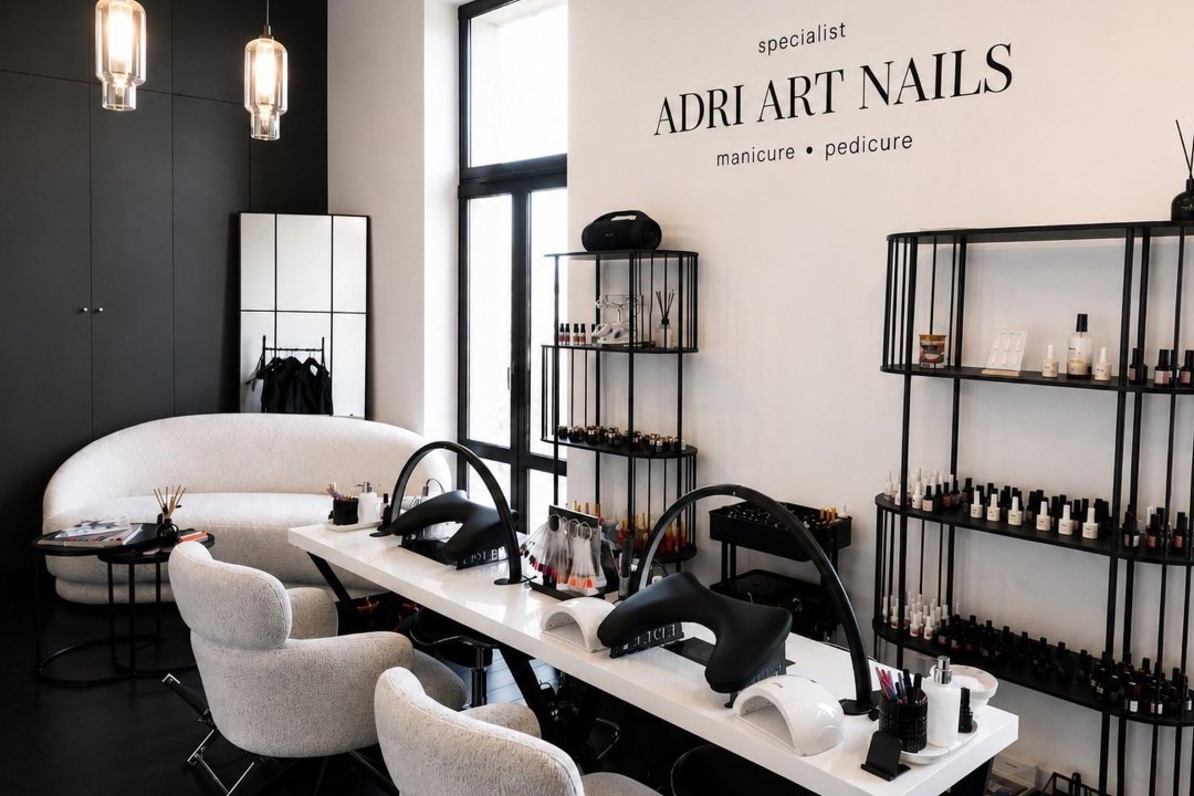 Adri Art Nails, De Voetgangerstunnel, Antwerpen