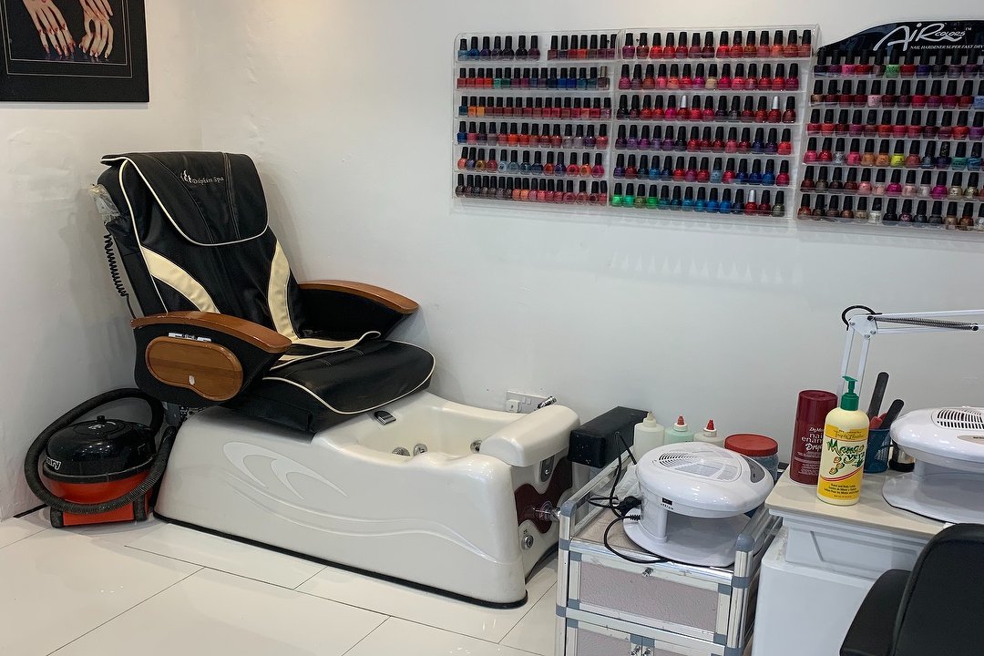 Star Nails & Beauty Salon, Reading Centre, Reading