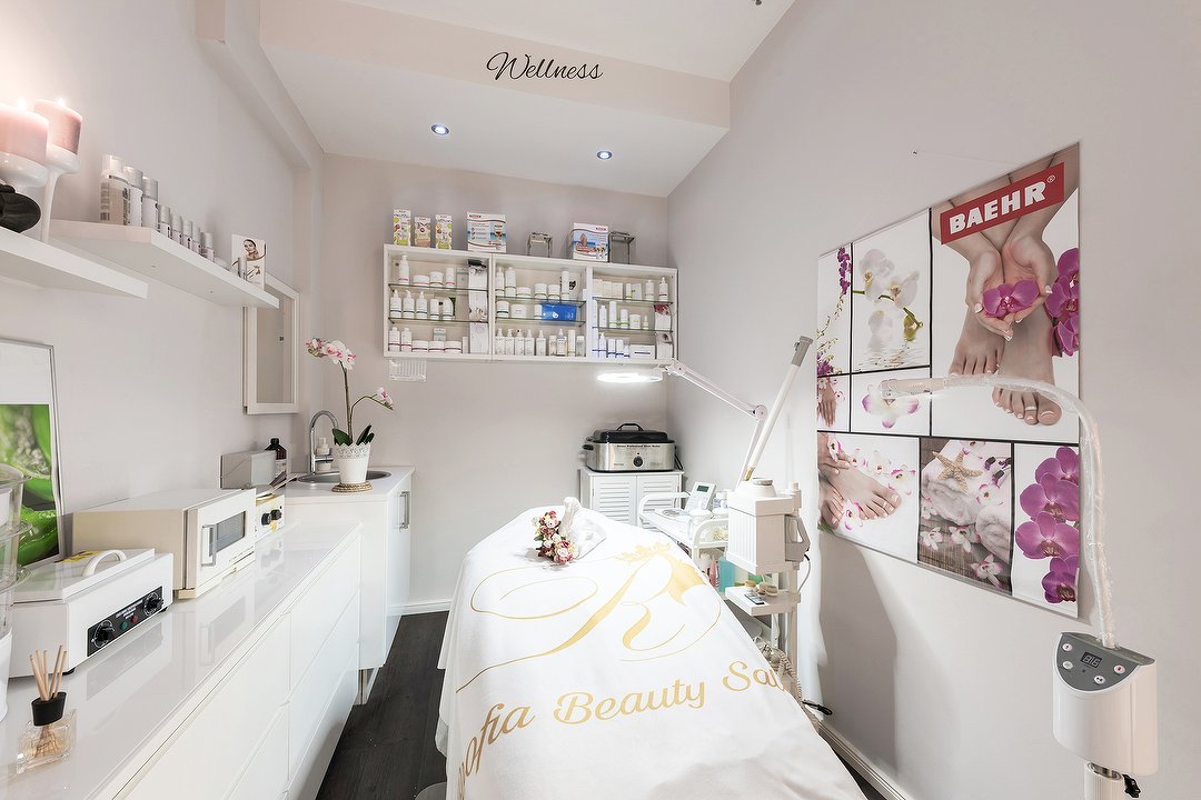 Roofia Beauty Salon
