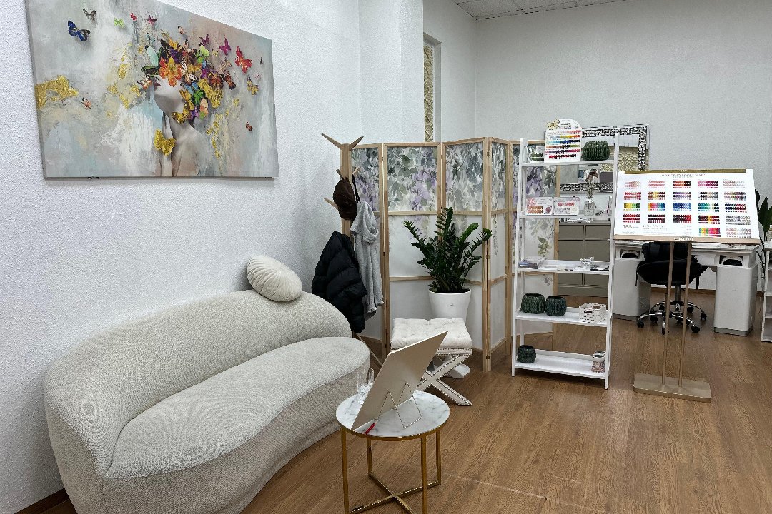 Milk n' Tea & Luxury Nails, Lindau, Bayerische Alpen