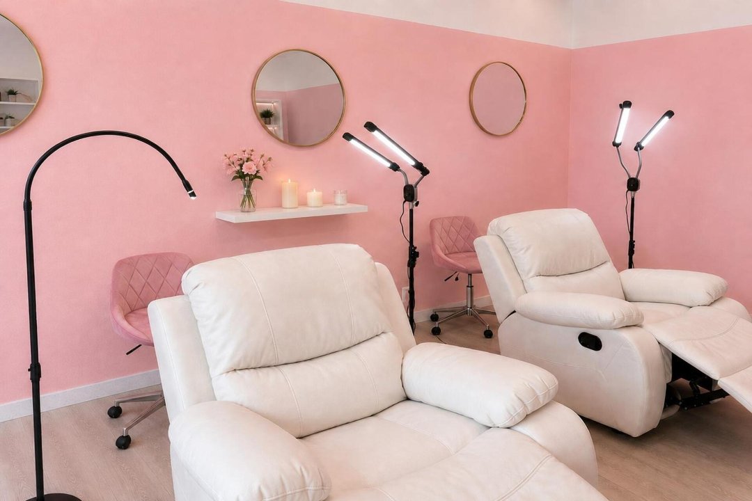 DL Nails & Lashes, Cotta, Dresden