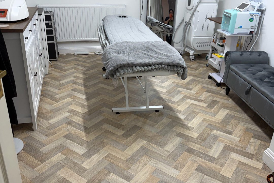 Lea Aesthetic, Eyres Monsell, Leicester