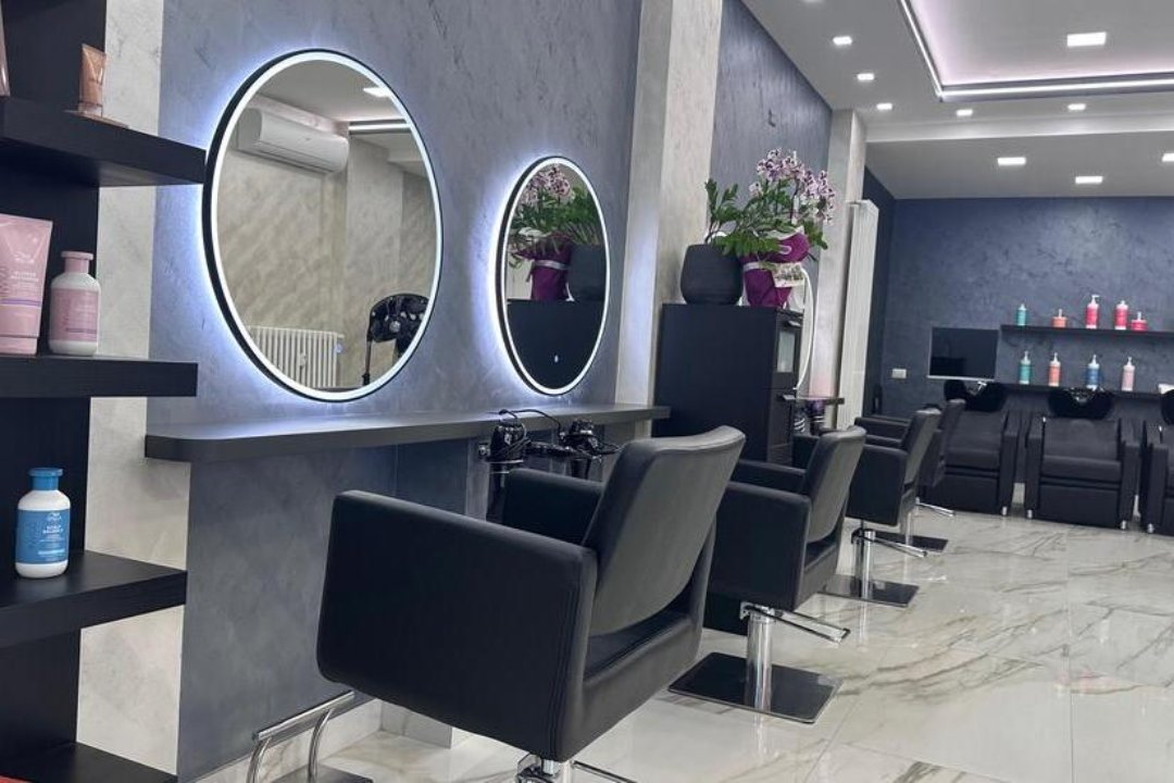 G.B.F. Hair Studio, Tibaldi, Milano