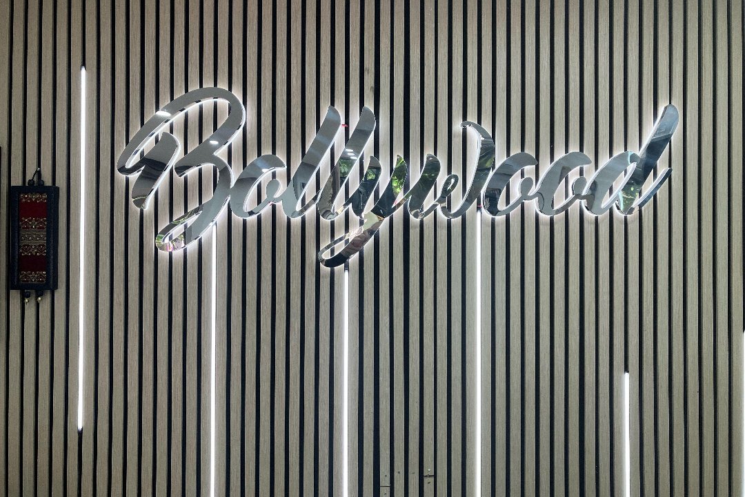 Bollywood Coiffure Femme, Moissy-Cramayel, Seine-et-Marne