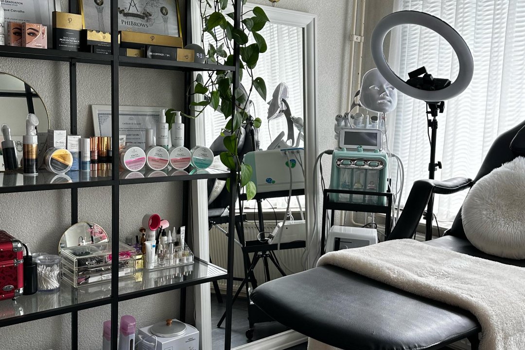AC Beauty & Skin, Station Diemen, Amsterdam