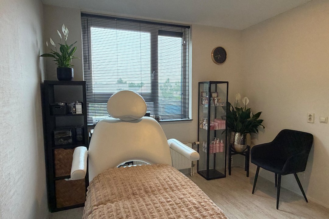 Sandeline Care & Pedicure, Almere, Tussen de Vaarten Noord, Almere