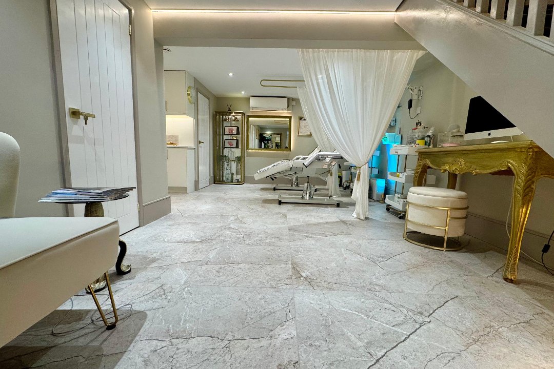 Banana Beauty Lab, Bishops Park, London