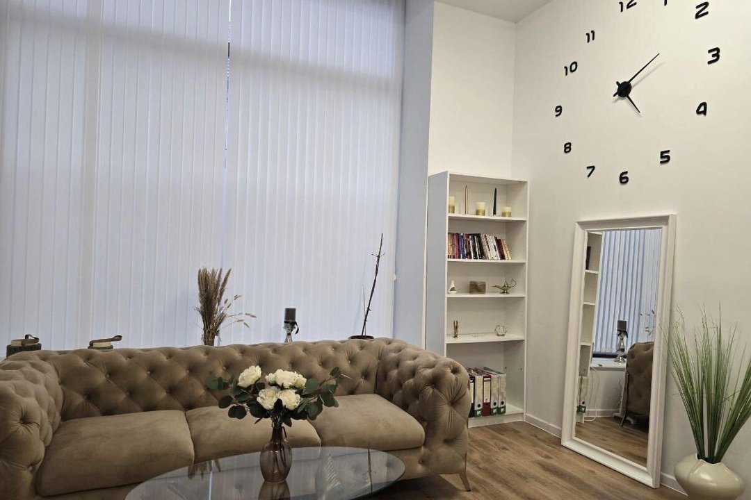 Quantum Elite Aura, Kettwiger Straße, Düsseldorf