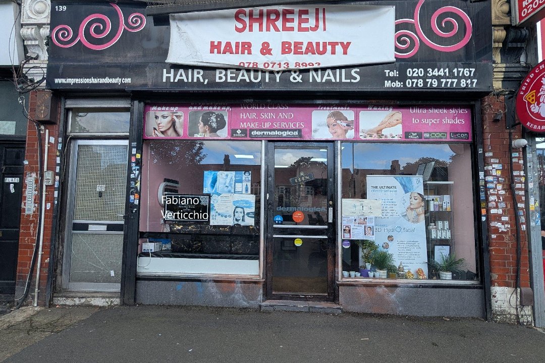 Fabiano Barber @ Shreeji Beauty 🇬🇧🇧🇷🇪🇸, Bounds Green, London