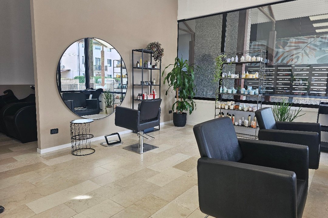 Amedie Hair & Beauty, Verona