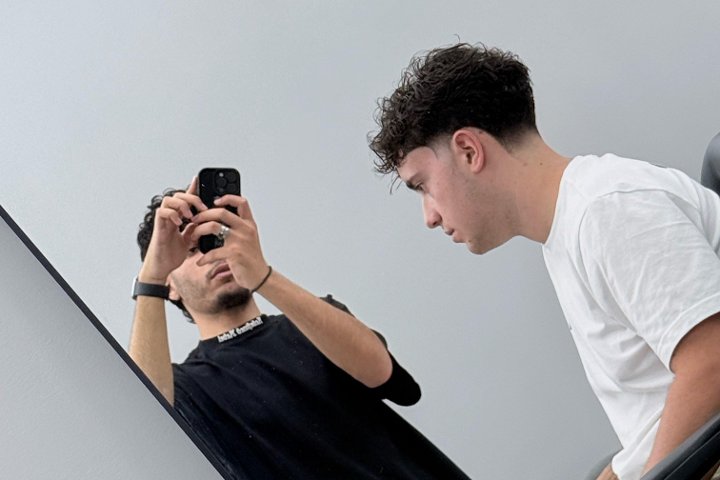 SO Fade Lounge - Barbier Roma RM - Photo de galerie - OneBooking