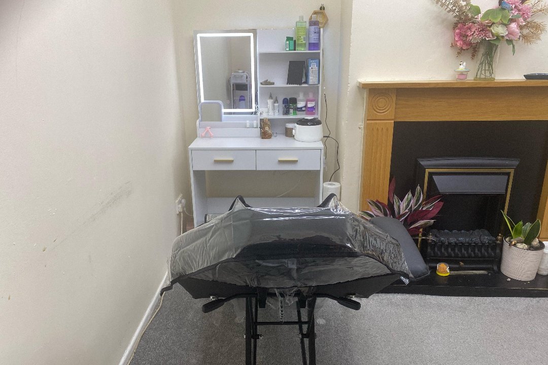 Beauty & Skincare by Nisha, Brinnington, Stockport