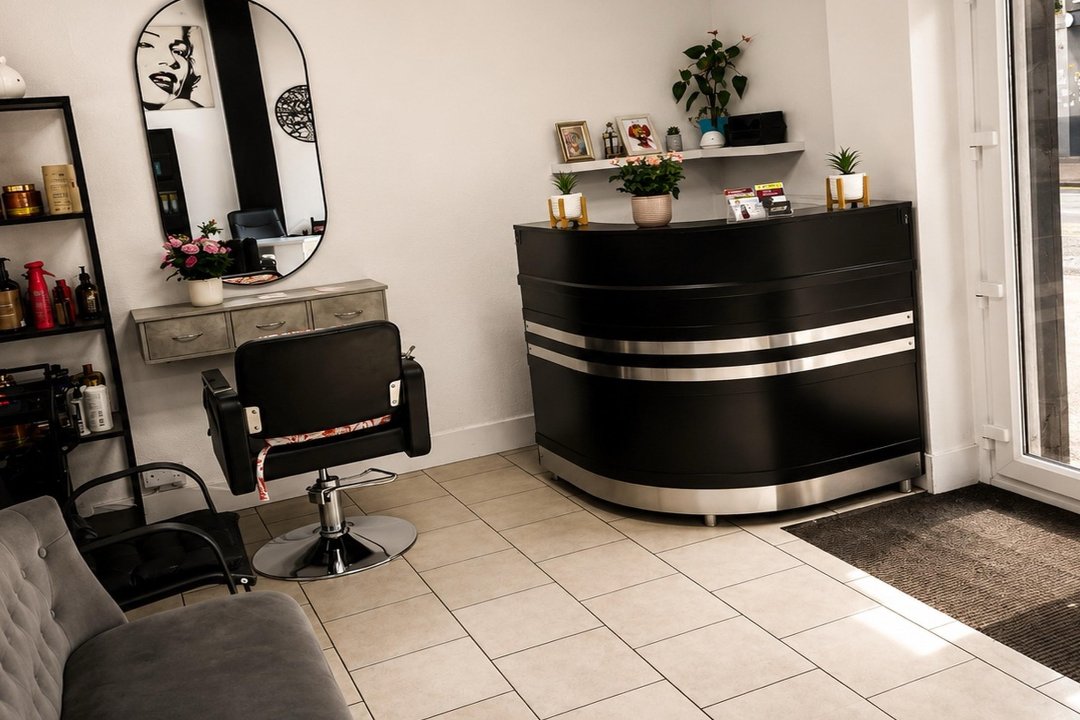 Diamond Beauty Salon London, Cann Hall, London