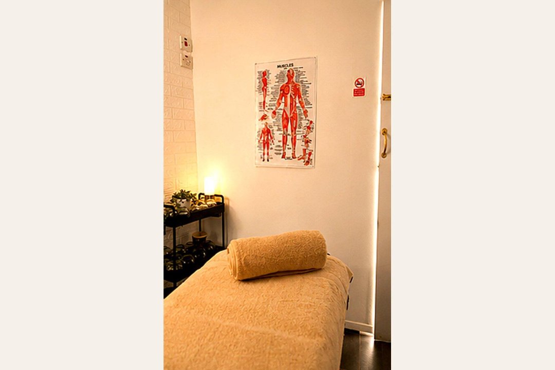 Healing Hands, London