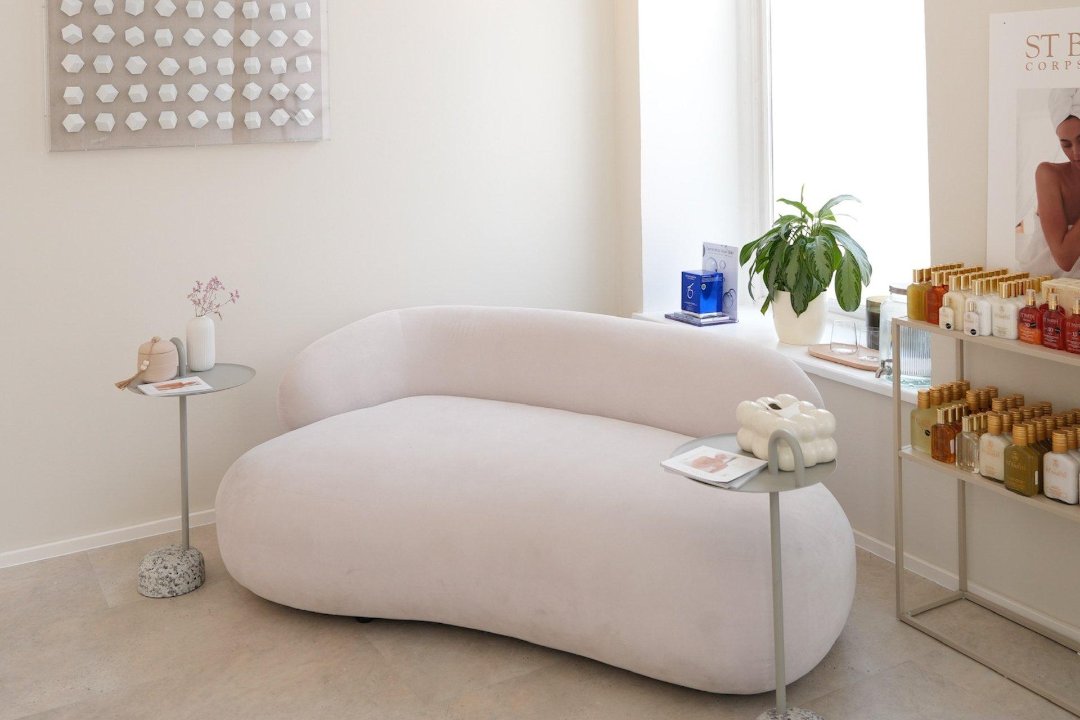L8 - The Skin Concept, Rennweg, Wien
