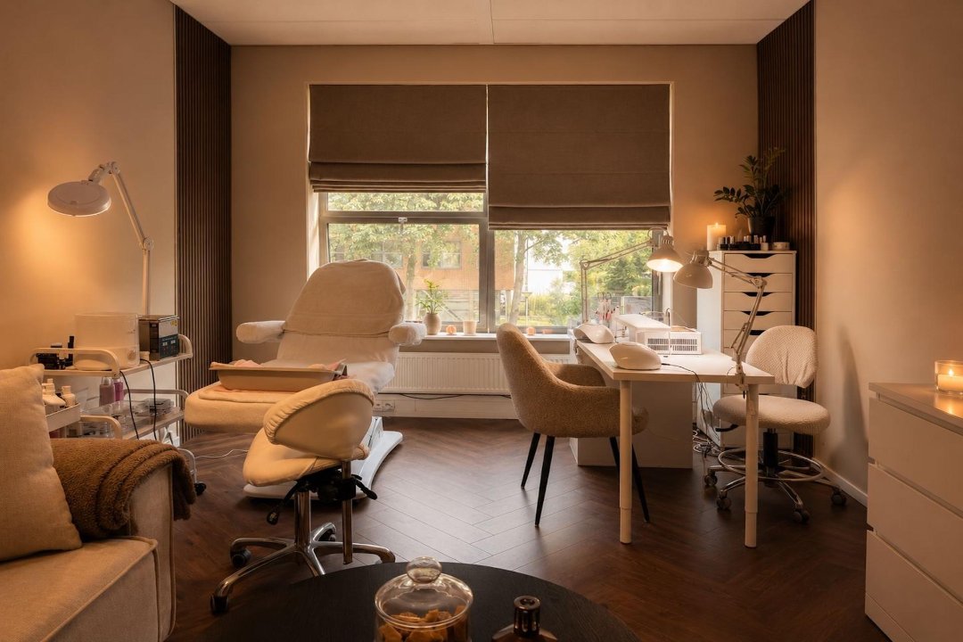 Nails and Lashes by Sel, Het Lage Land, Rotterdam