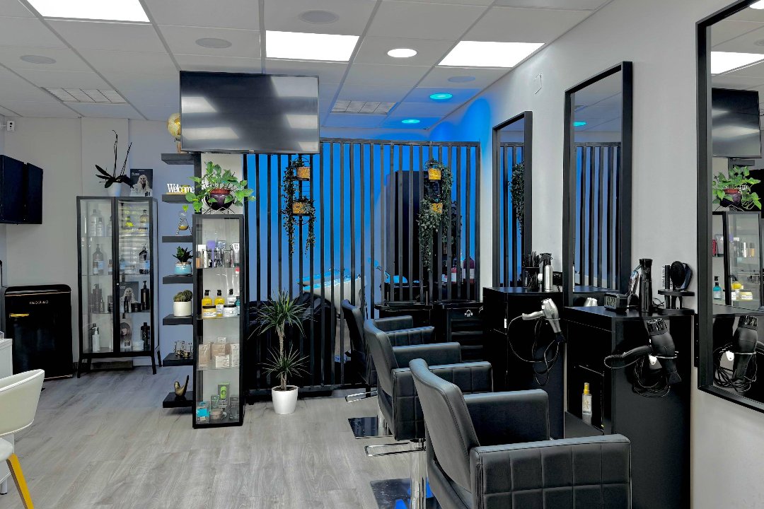 Nany Bernardo Studio de Beleza, Carnaxide