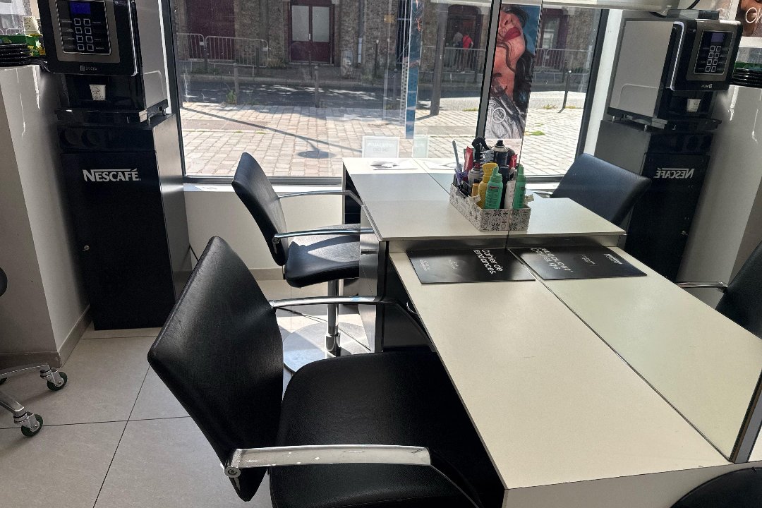 Amaya Society, Les Lilas, Seine-Saint-Denis