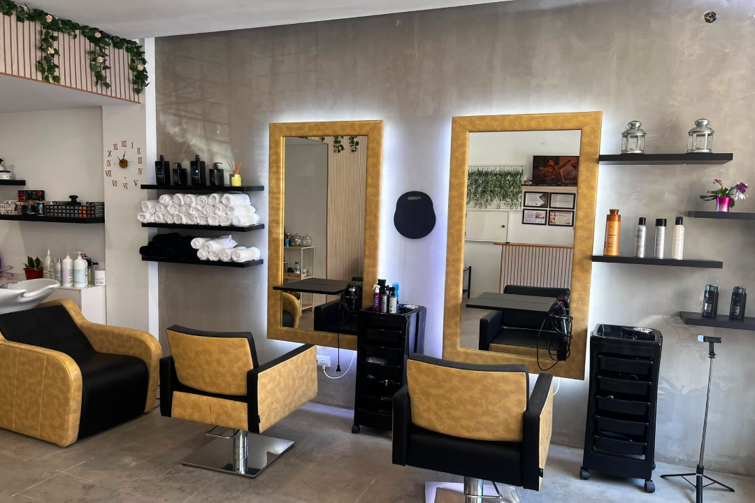 Cris Rodrigues Hair, Bairro Mário Madeira, Distrito de Lisboa