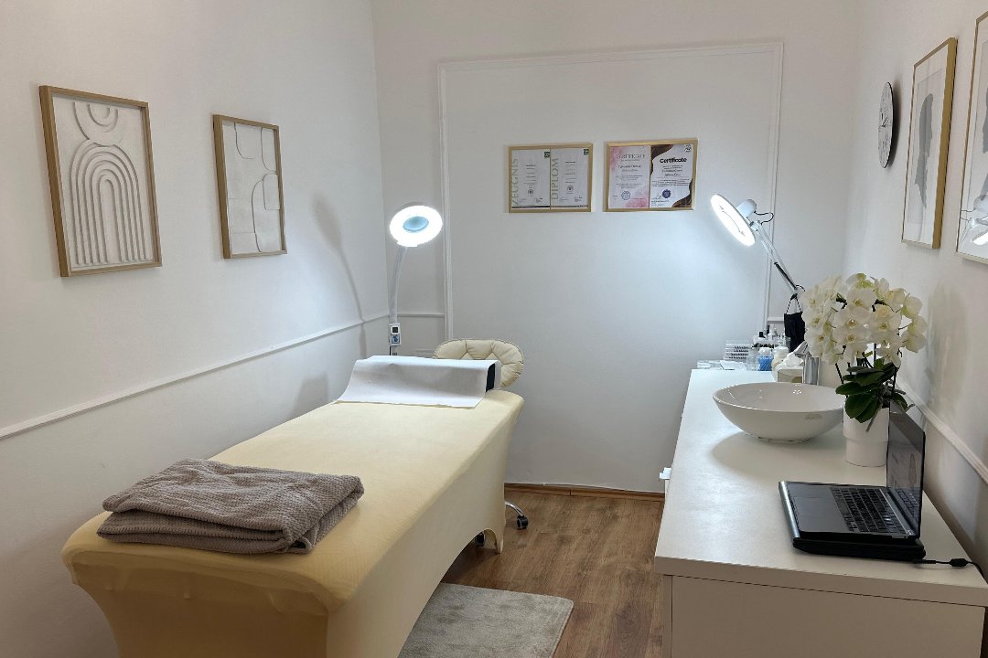 Alena Lash Wien, 4. Bezirk, Wien