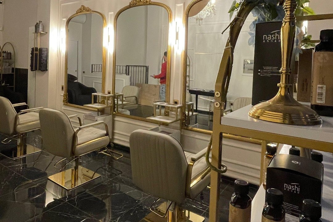 CELESTE  nashi salon, Niguarda, Milano