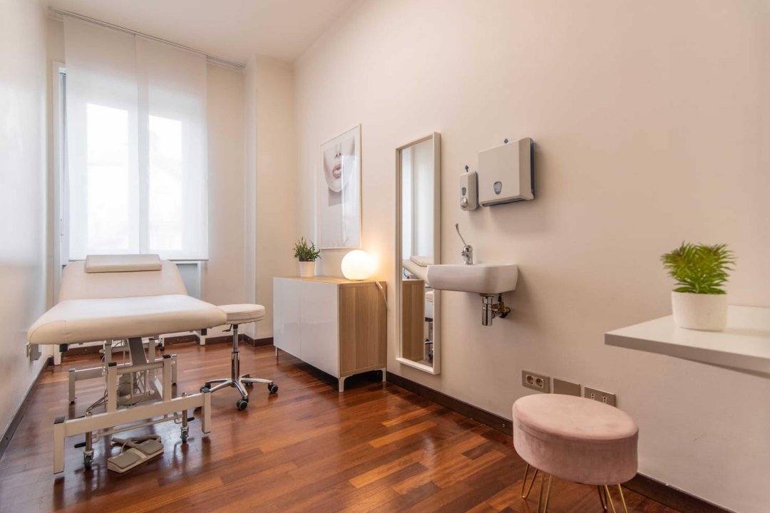 Shake Massage c/o Spatium, Missori, Milano