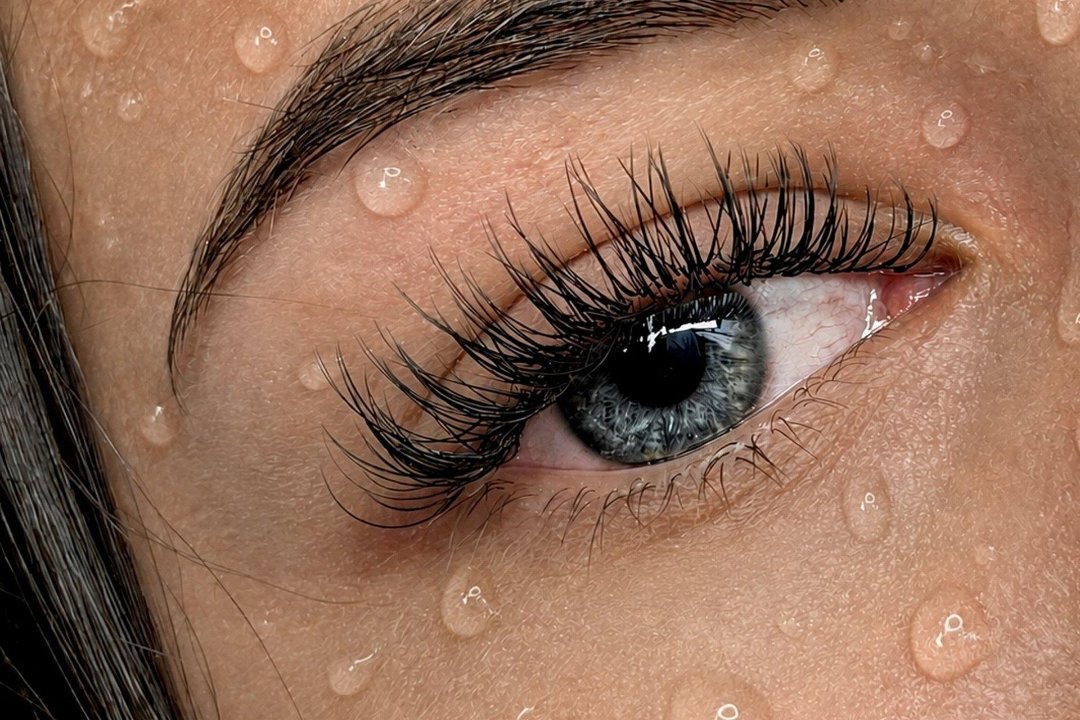 Alina Lash Studio, East Croydon, London