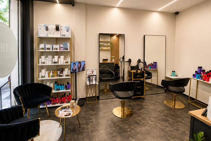 Aurea Hair Luxury - Coiffure Parma - Photo de galerie - OneBooking