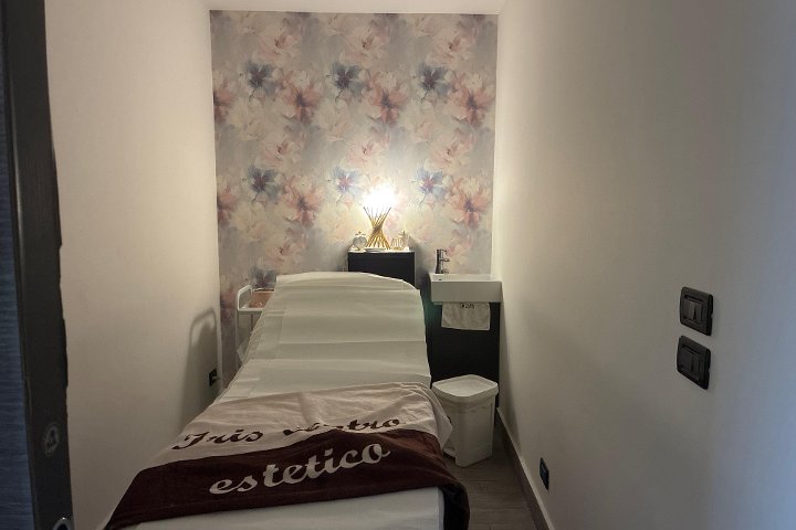 Iris Centro Estetico di Api Angela - Onglerie Reggio Calabria (RC) - Photo de galerie - OneBooking