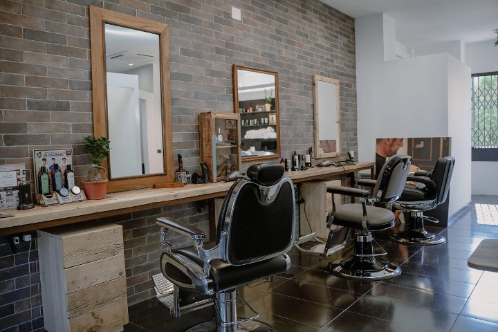 Maxsa Barber & Tattoo - Barbier Coverciano - Photo de couverture - OneBooking