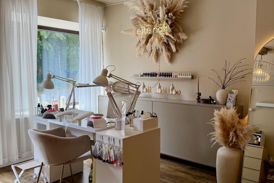 Elite Nails - Melanie Warnat, Thalkirchen, München