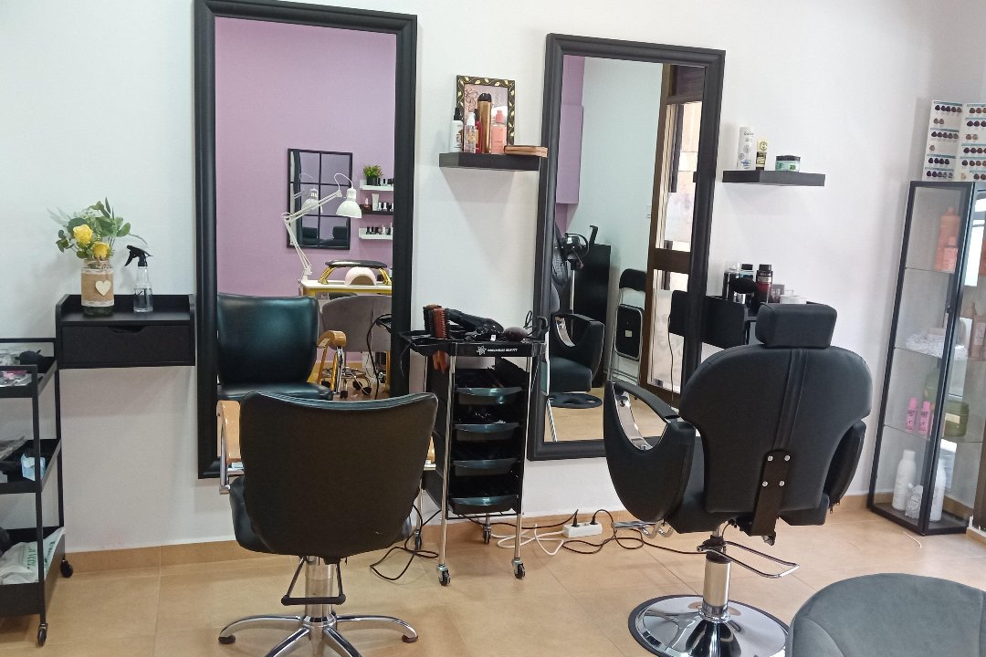 ITIEL - Peluquería & Estética Unisex, La Prosperitat, Barcelona