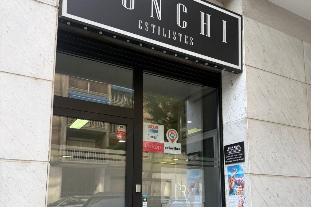 Conchi Estilistes, Xúquer, Provincia de Barcelona