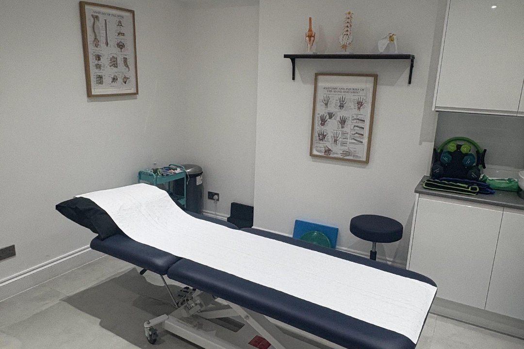 Family Osteopathy Hammersmith, Kensington Olympia, London