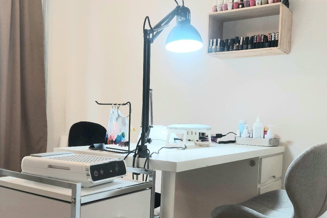 Nails by Alöna Klimovich, Seuzach, Kanton Zürich