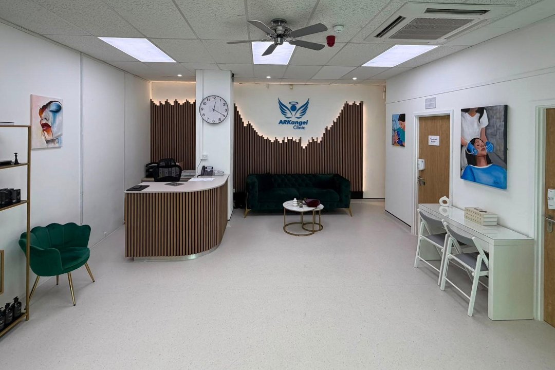 Ark Angel Clinic, Heron Quays, London