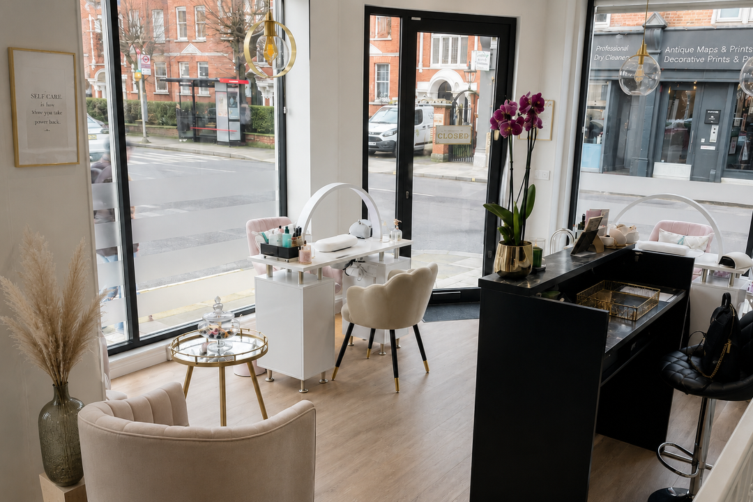 Micro Glow PMU Clinic, Bishops Park, London