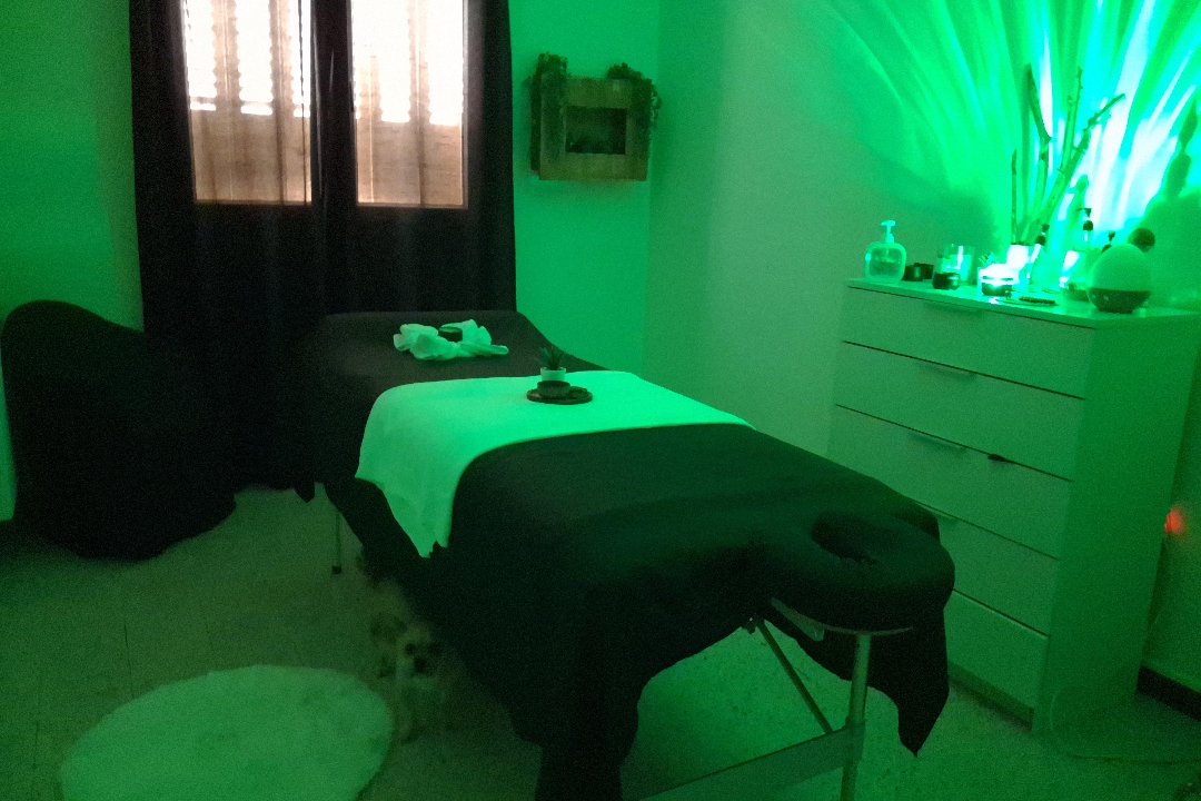 Hinaji Massage Bien-être, Ales, Languedoc-Roussillon