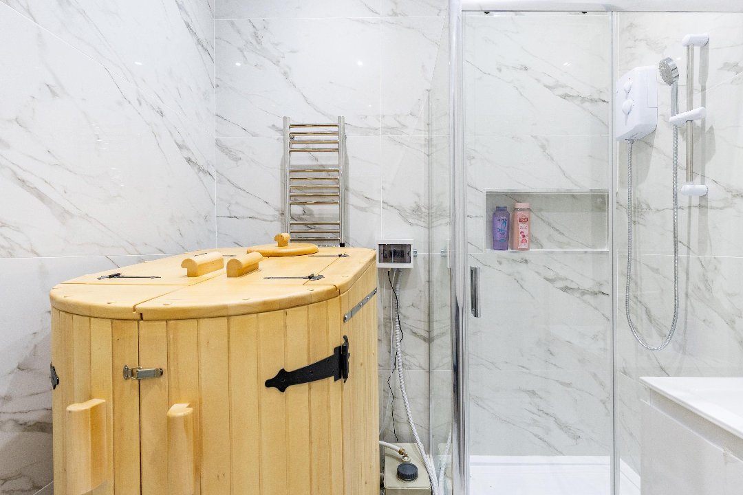 Radha Ayurvedic Spa, Canons Park, London